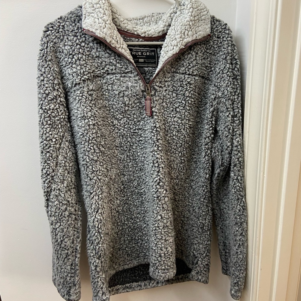 True Grit fleece size small